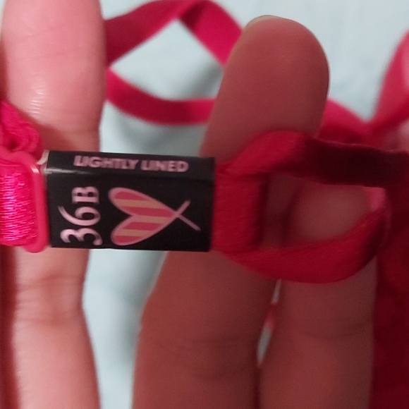 Victoria secret Bra size 36B NWT - Picture 11 of 11